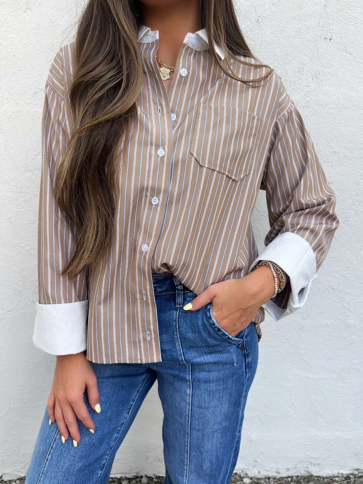 sierra button up top