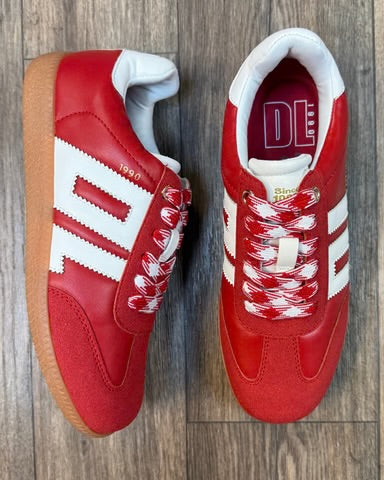 dirty laundry track star sneaker in red