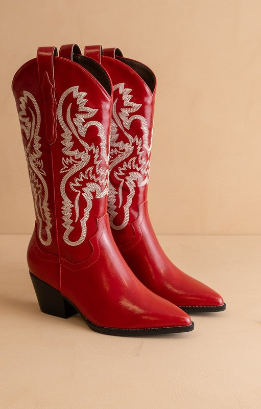 amaya boot in cherry