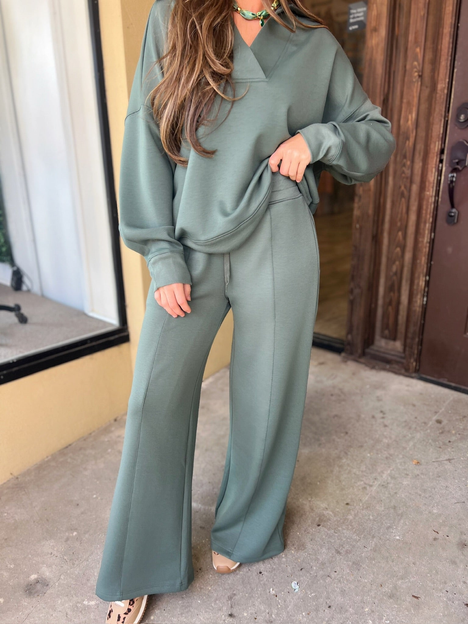 scuba collared set in hunter green