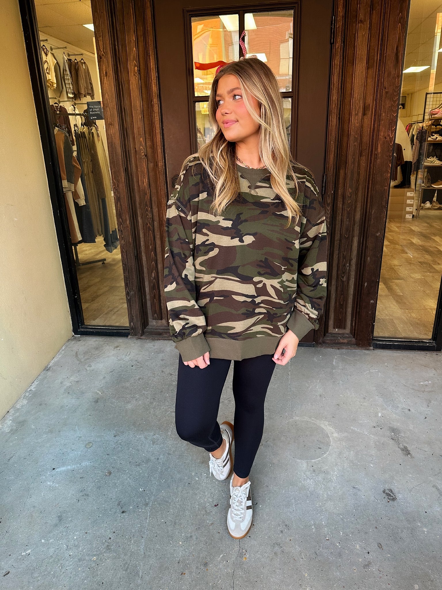lizzy pullover in camo