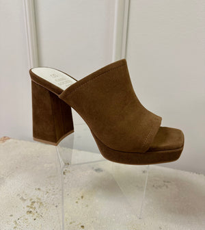 oasis society vivienne heel