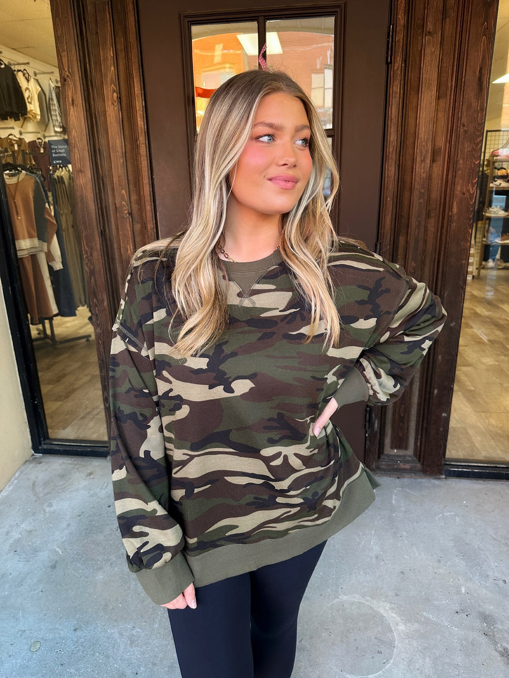 lizzy pullover in camo