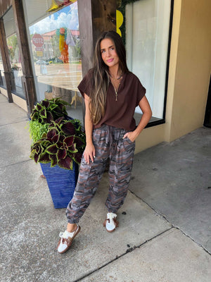 renegade camo jogger