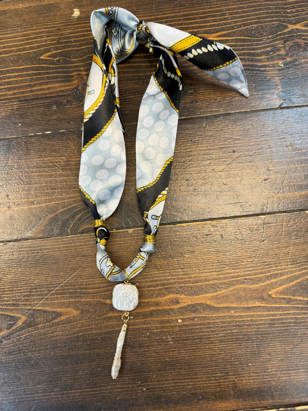 Tr scarf necklace #286