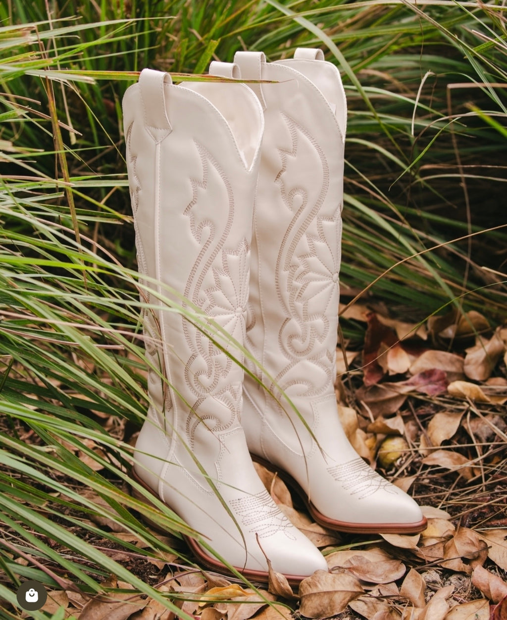 mia shoes kolt boot - ivory