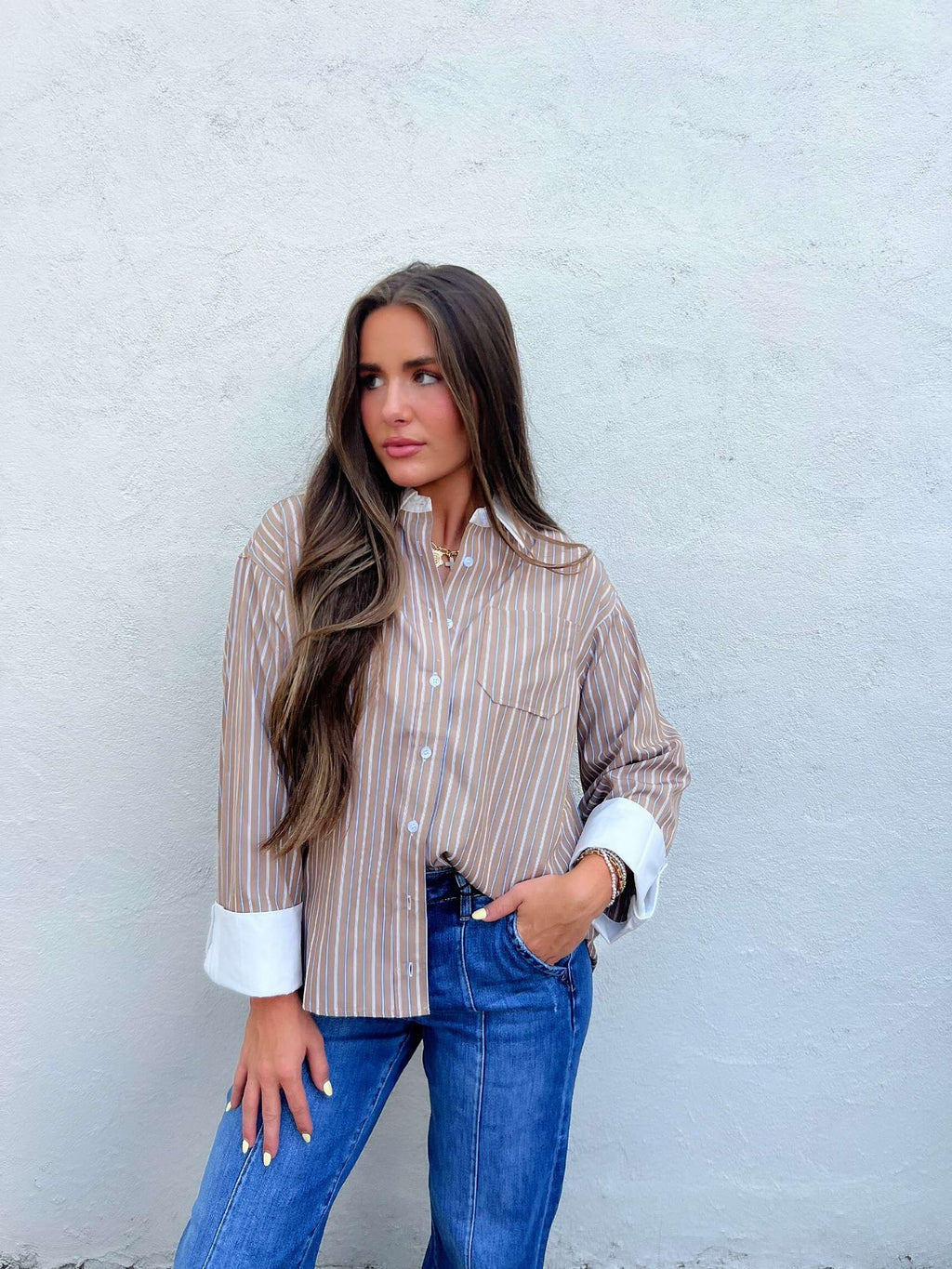 sierra button up top